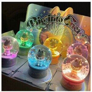 Labubu - The Monsters "Big into Energy" Crystal Ball Night Light